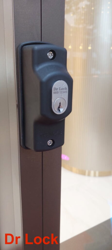 door key switch Dr lock shop Merrylands locksmith service