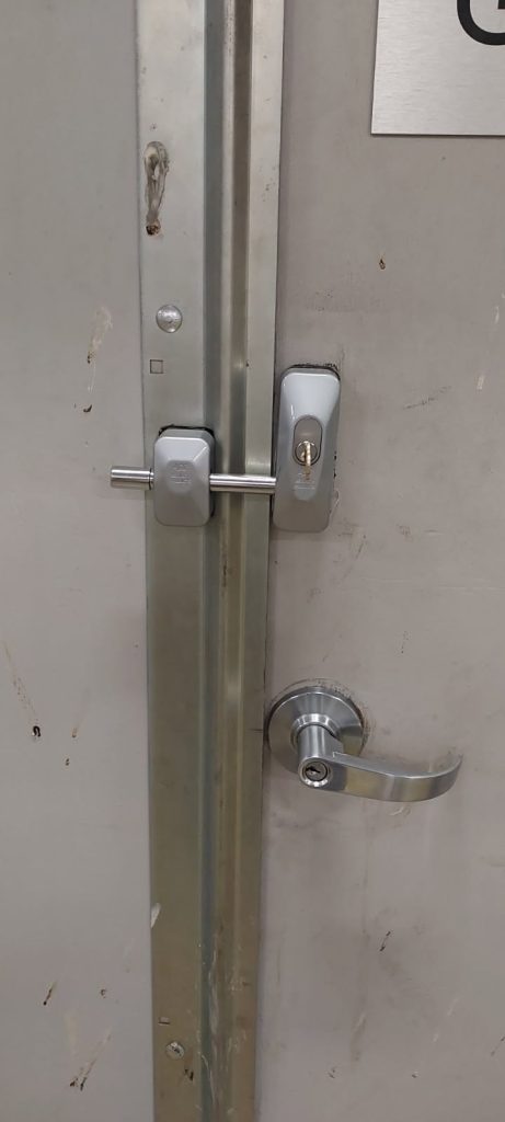 Bolt lock for double doors - Dr Lock Harris park service installed 444 block lock with large pin lock