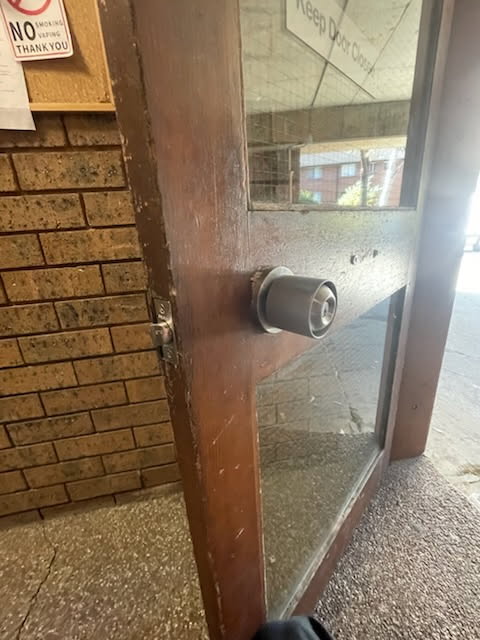 Guildford Locksmith service - Dr Lock 24 hour locksmith